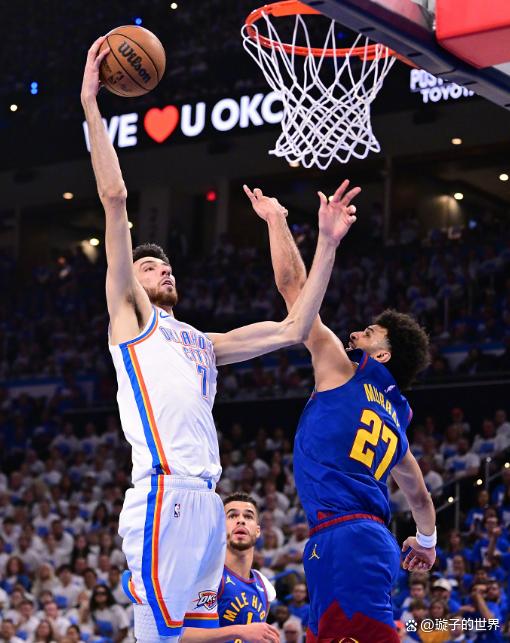 橄榄球夜战：东海天虎队翻盘齐鲁霹雳队，临门一脚致胜防守强度拉满的简单介绍星空体育网页版登录